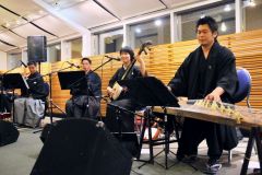 aki-bio2