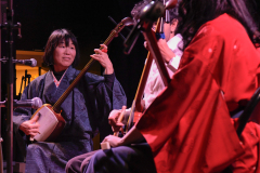 Aki-trio-1-0522325